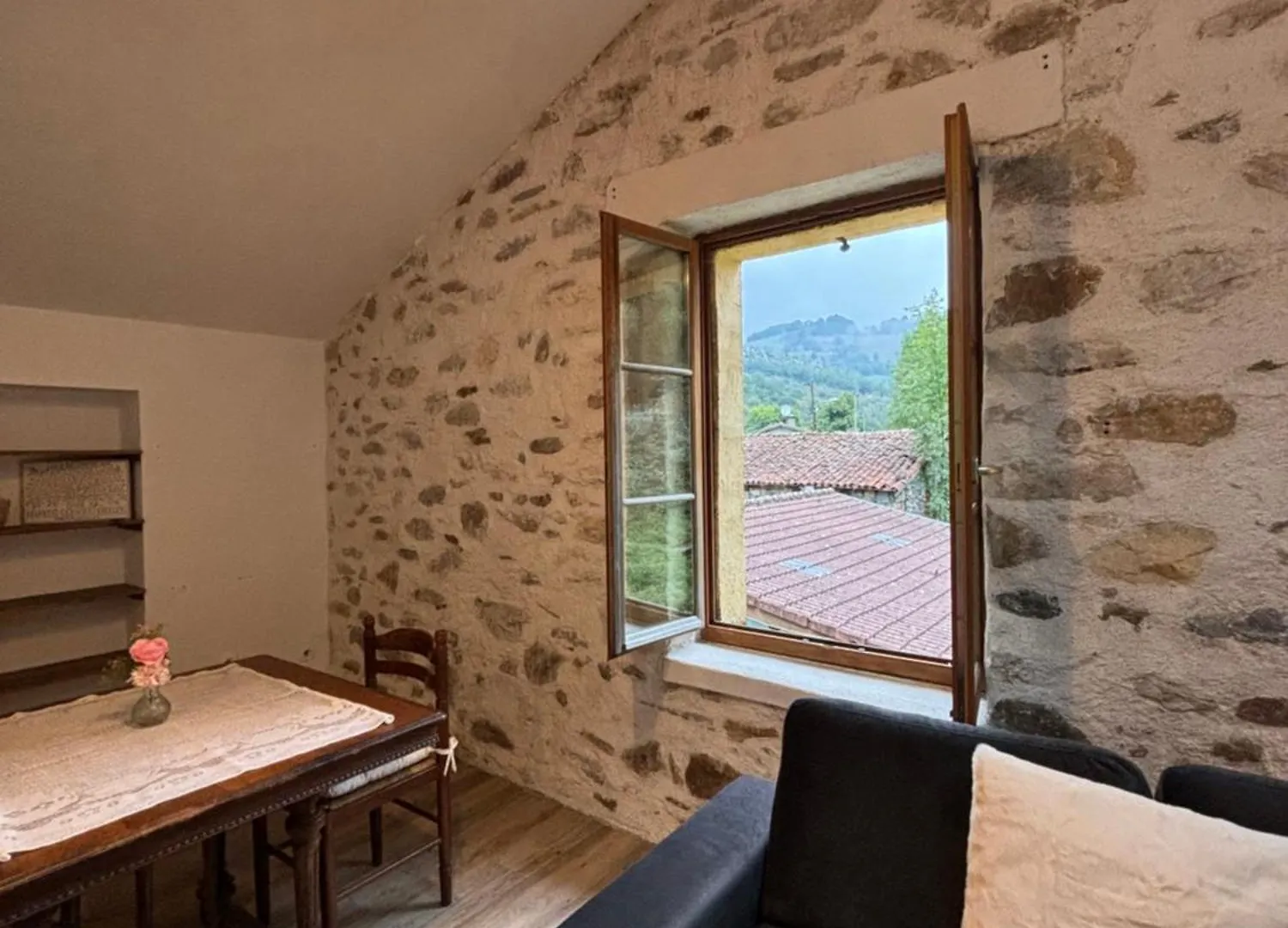 別荘 Gite La Grange Du Domaine Des Aguiles Nistos